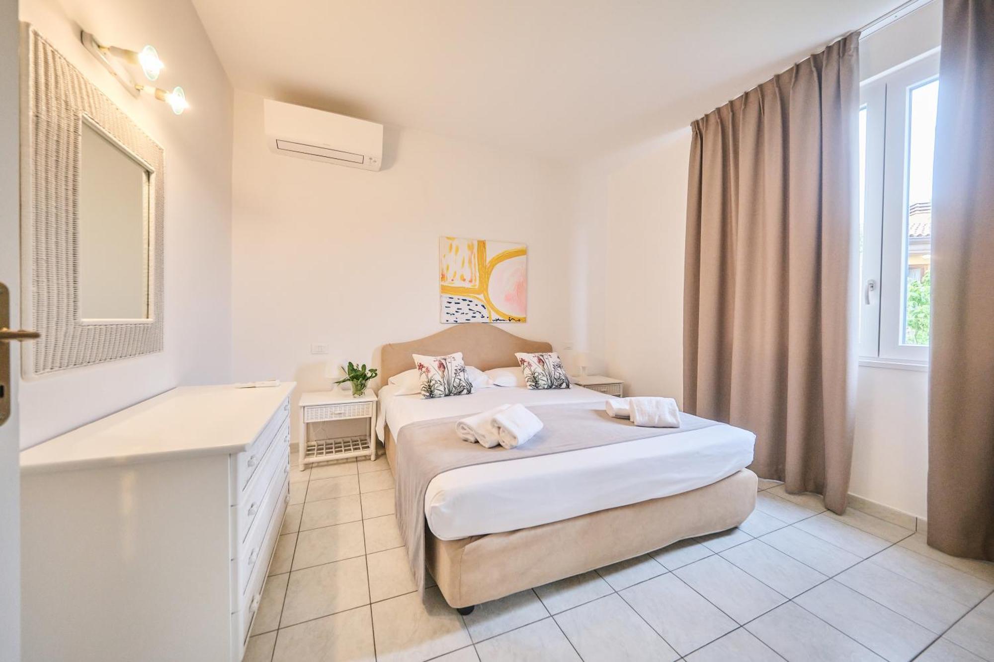 Front Lake Apartment Bardolino Exterior photo